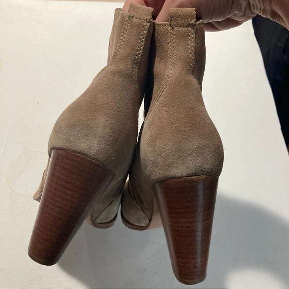 JOIE Sz 38.5 Suede Stacked 3” Heel Zipper Closure Almond Toe Cap Ankle Booties - Picture 10 of 10